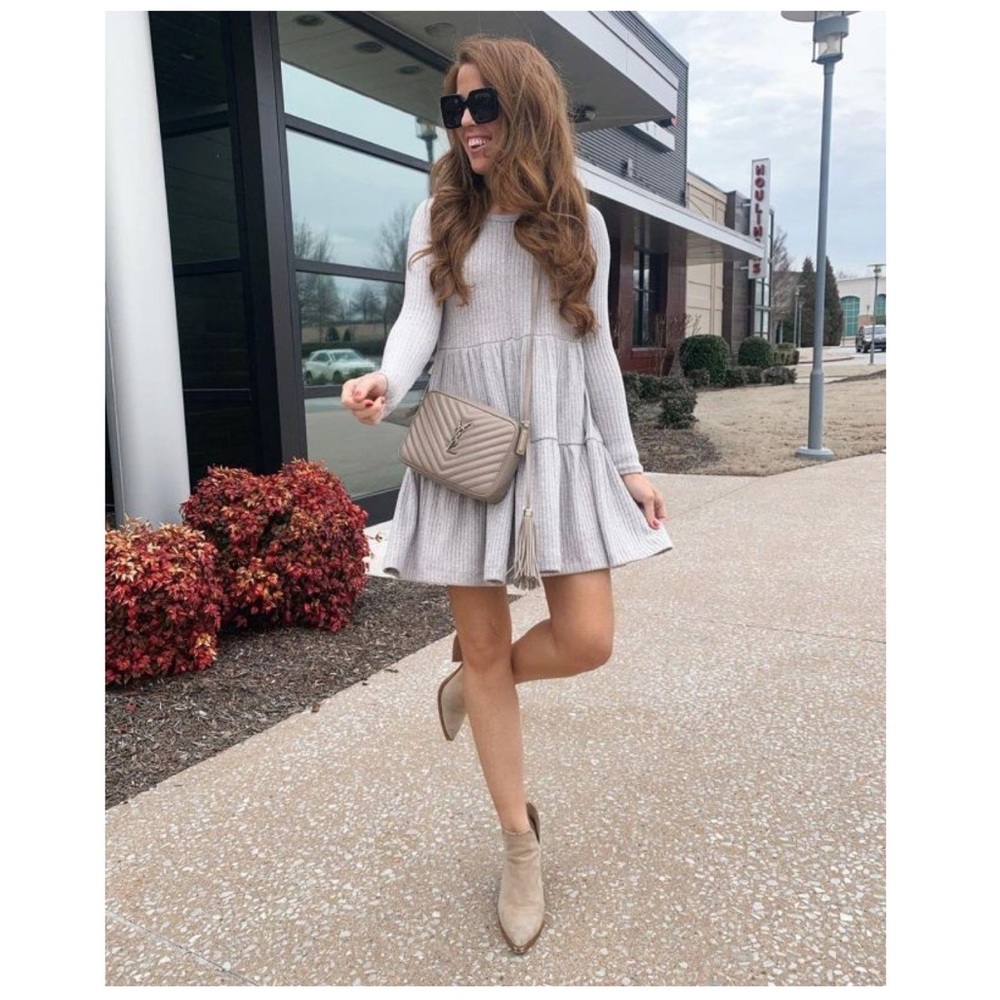 American Eagle Soft Gray Ribbed Long Sleeve Dress